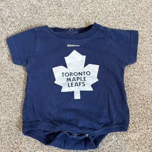 Reebok Toronto Maple Leafs Bodysuit Baby Blue Size 0-3 months NHL Hockey